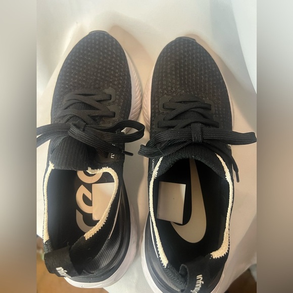 NIke React Infinity Run Women's 8.5 Black CD4372-002 Athletic Running Sneakers - Picture 4 of 6